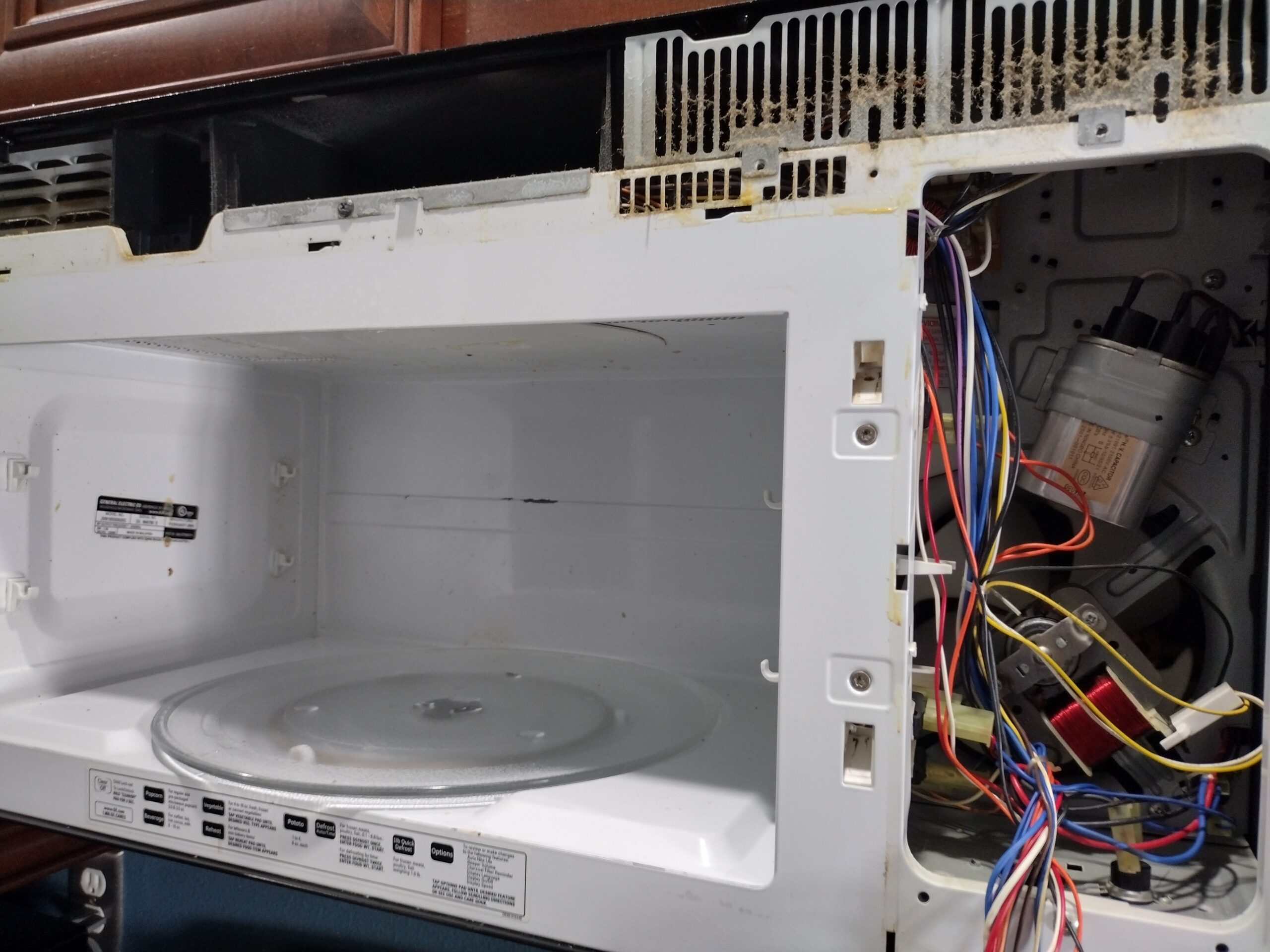 appliance repair microwave repair needs magnetron and high voltage capacitor s orange ae pine castle fl 32809