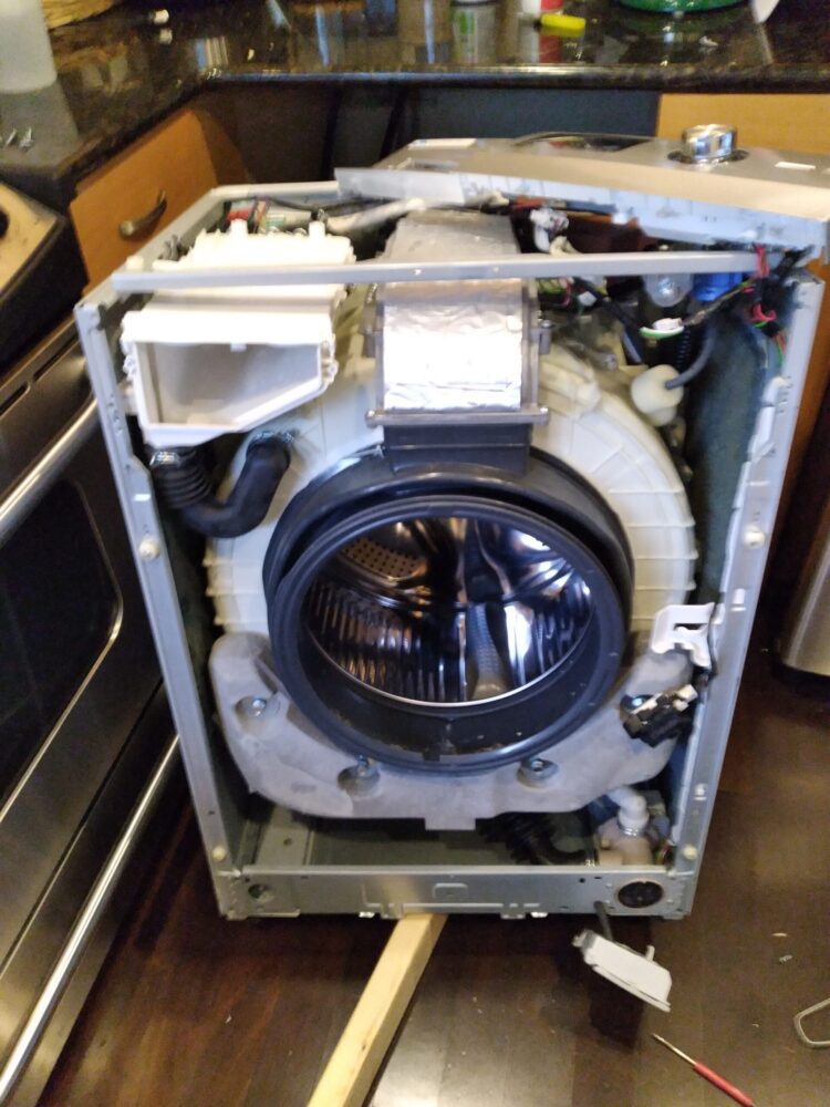 appliance repair washing machine repair washer leaking, found door boot ripped e union cir deltona fl 32725