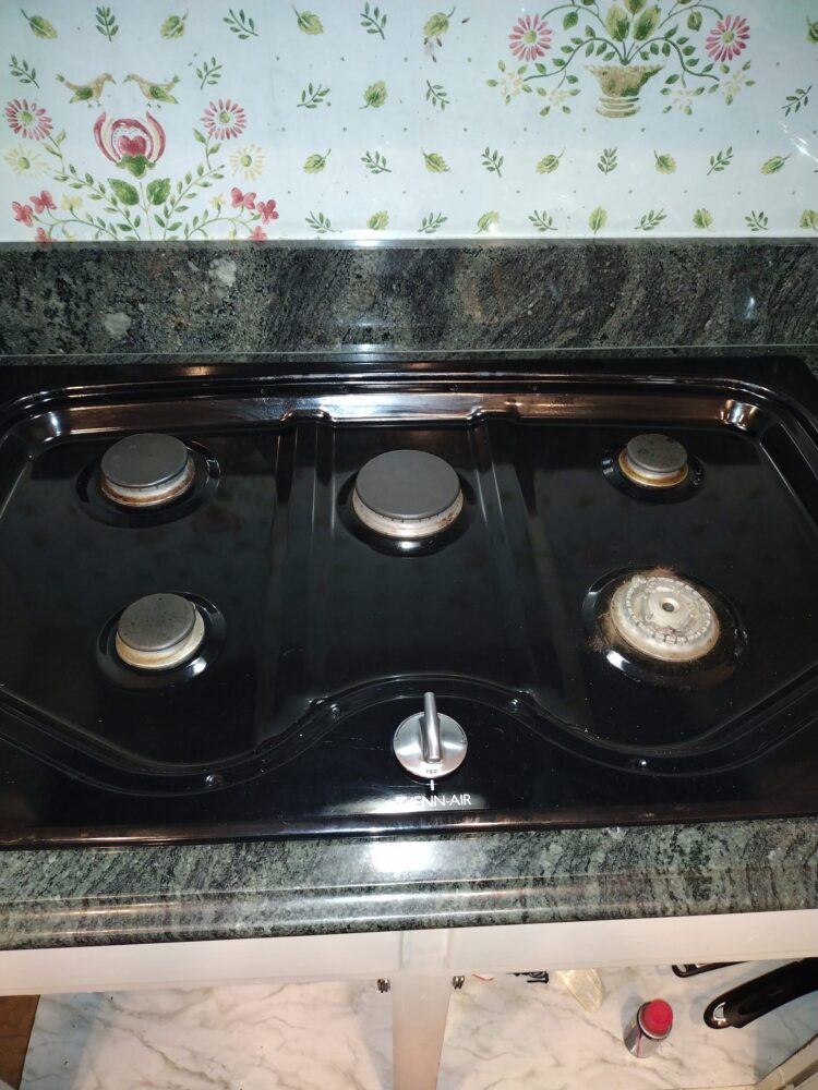 appliance repair cooktop repair jenn-air cooktop clicking 1 burner not lighting doral dr town ‘n’ country tampa fl 33634