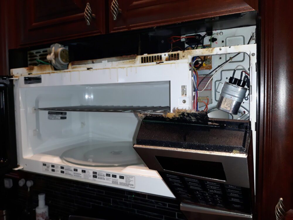 appliance repair microwave repair needs new circuit board s hubert ave tampa fl 33629
