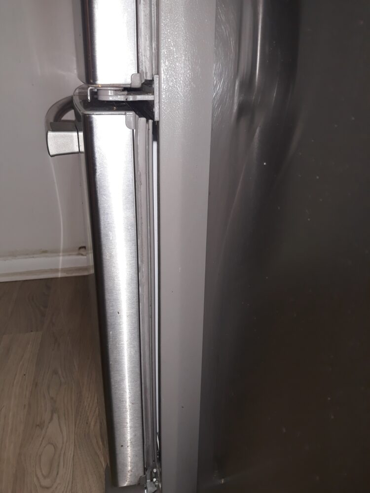 appliance repair refrigerator repair door not closing properly hartford street palm river-clair mel tampa fl 33619