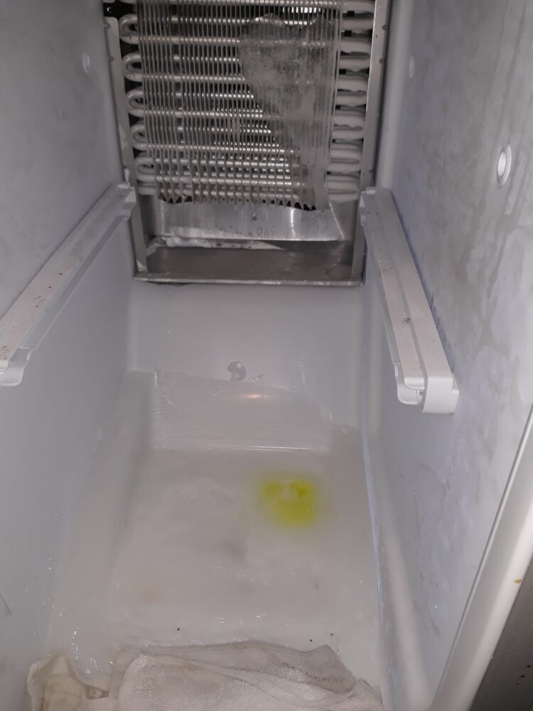 appliance repair refrigerator repair repair required manually defrosting and removing the ice accumulation martin luther king boulevard dade city fl 33523
