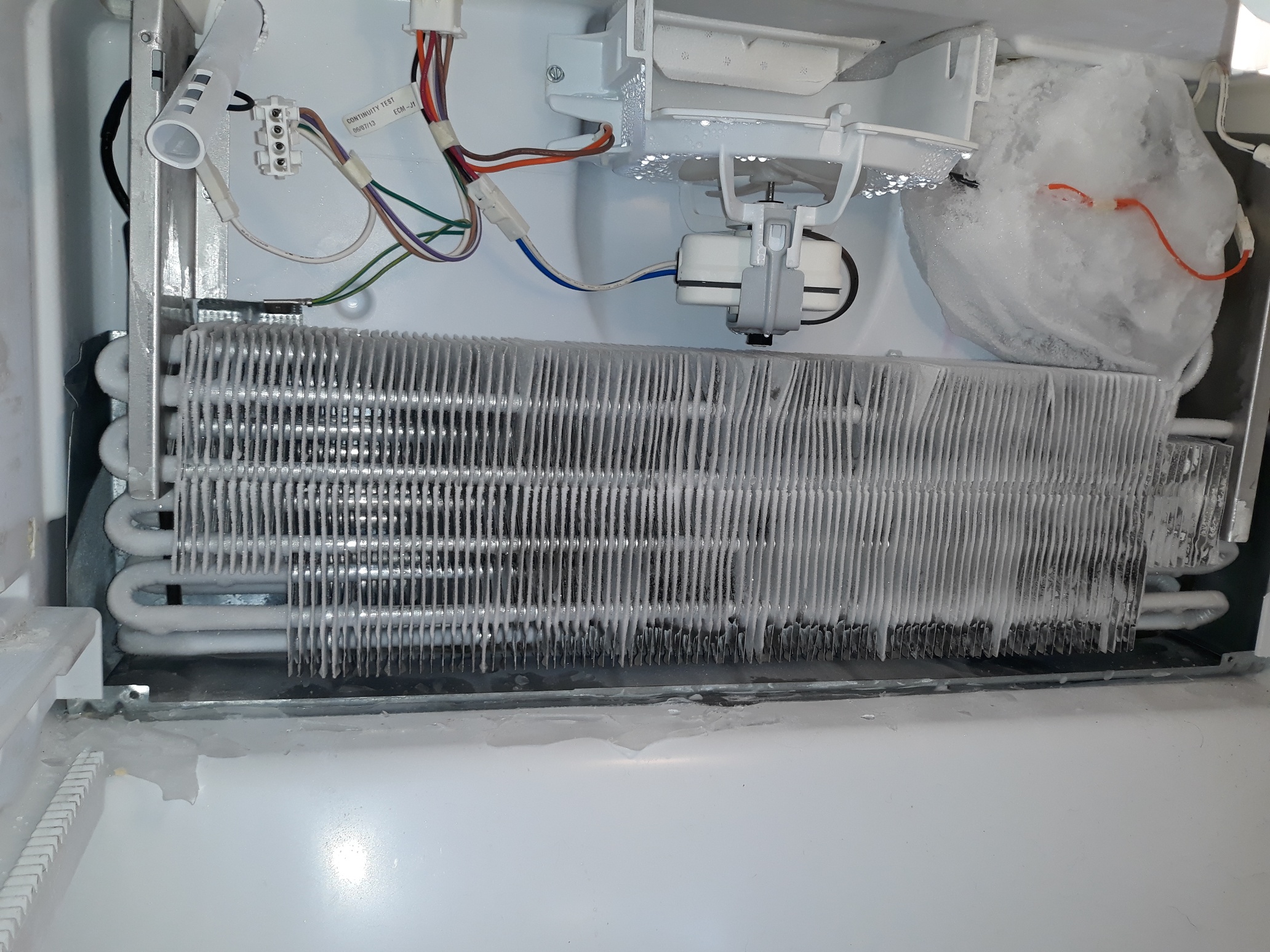 appliance repair refrigerator repair whirlpool refrigerator leaking water and freezing in the bottom ne 30th ct anthony fl 32617